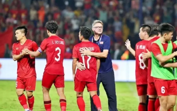 BLV Long Vũ: "ĐT Việt Nam không đi World Cup 2026 được đâu"
