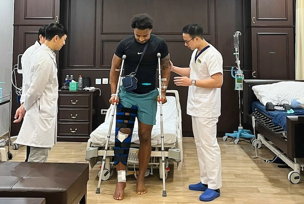 Nguyễn Xuân Son và Hồ Tấn Tài được tài trợ chi phí điều trị
