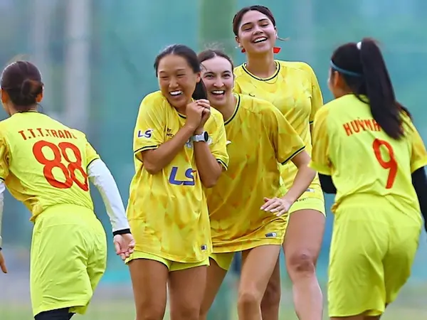 Hệ thống FVS có điểm gì khác biệt so với VAR?