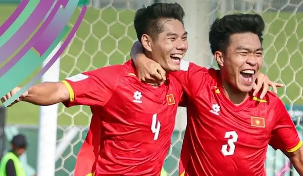 Trung vệ Nguyễn Hiểu Minh nói gì sau kỳ tích trước Jordan?