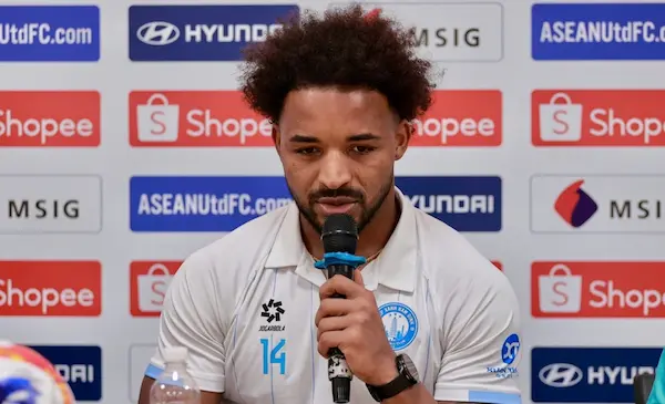 Trong hành trình cùng tuyển Việt Nam vô địch ASEAN Cup 2024, Xuân Son đã xuất sắc ghi được 7 bàn thắng, giành cú đúp danh hiệu Vua phá lưới và Cầu thủ xuất sắc nhất giải.