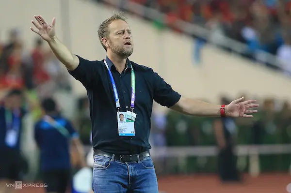 Liệu Đoàn Văn Hậu có sớm tái xuất Đội tuyển Việt Nam?