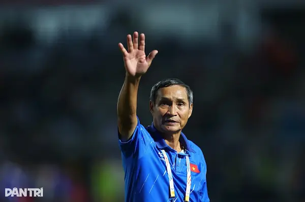 HLV Mai Đức Chung